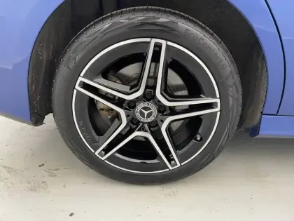 Photo 18 Mercedes Classe A  250 e 8G-DCT