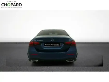 Photo 6 Mercedes Classe A  250 e 8G-DCT