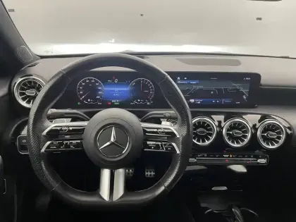 Photo 83 Mercedes Classe A  250 e 8G-DCT