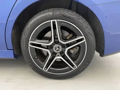 Photo 16 Mercedes Classe A  250 e 8G-DCT