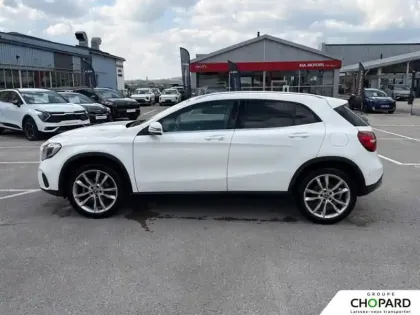 Photo 31 Mercedes GLA  200 d 7-G DCT