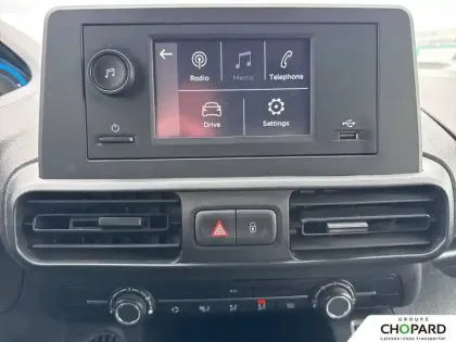 Photo 12 Peugeot Partner E- FOURGON M 800 KG 136 CH BATTERIE 50 KWH