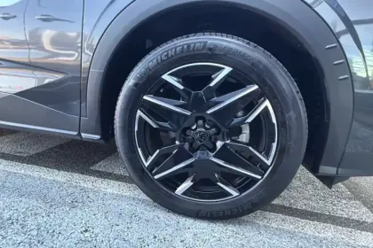 Photo 27 Peugeot 3008  Hybrid 136 e-DCS6