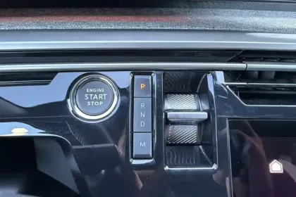 Photo 16 Peugeot 3008  Hybrid 136 e-DCS6