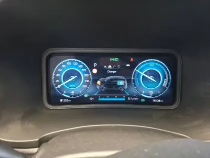 Photo 12 Hyundai Kona  1.6 GDi Hybrid