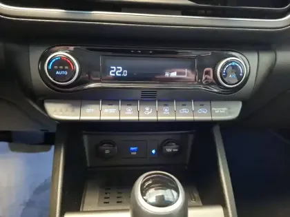 Photo 17 Hyundai Kona  1.6 GDi Hybrid