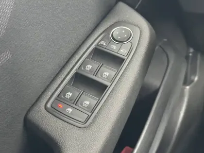 Photo 85 Renault Clio Gén. V (BJA) Ph2 esprit Alpine 5