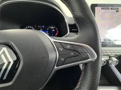 Photo 82 Renault Clio Gén. V (BJA) Ph2 esprit Alpine 5