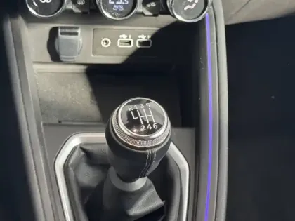 Photo 91 Renault Clio Gén. V (BJA) Ph2 esprit Alpine 5