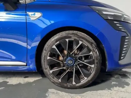 Photo 60 Renault Clio Gén. V (BJA) Ph2 esprit Alpine 5