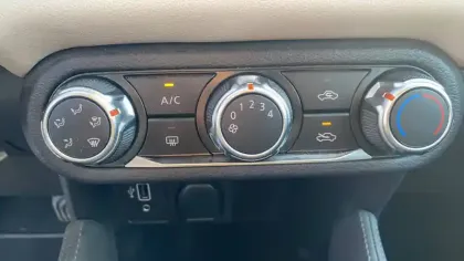 Photo 21 Nissan Micra  IG-T 92