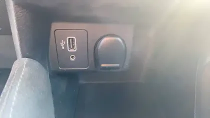 Photo 31 Nissan Micra  IG-T 92