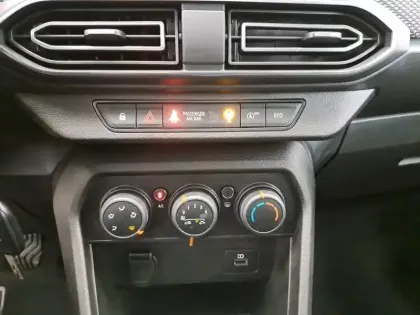 Photo 35 Dacia Sandero  TCe 90 - 22B