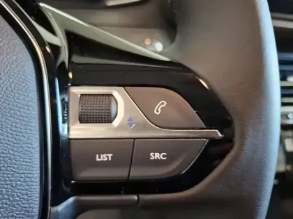 Photo 15 Peugeot 208  100 S&S BVM6