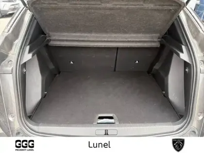 Photo 45 Peugeot 2008  PureTech 100 S&S BVM6