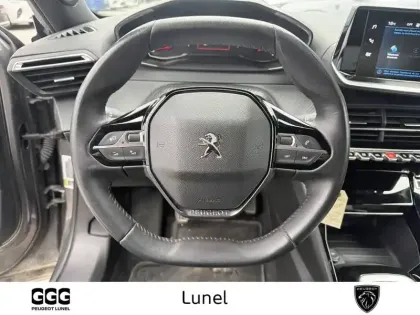 Photo 12 Peugeot 2008  PureTech 100 S&S BVM6