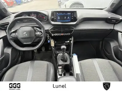 Photo 27 Peugeot 2008  PureTech 100 S&S BVM6