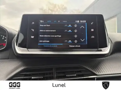 Photo 17 Peugeot 2008  PureTech 100 S&S BVM6