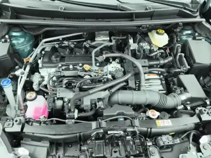 Photo 6 Toyota Yaris  Hybride 130h Collection