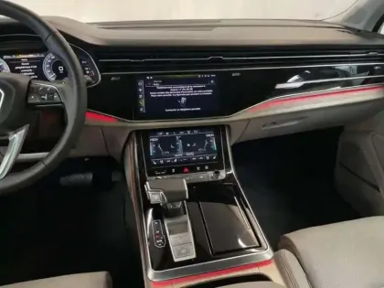 Photo 9 Audi Q7 55 TFSIe 394 Tiptronic 8 quattro 5pl S line
