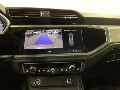 Photo 9 Audi Q3 35 TFSI 150 ch S tronic 7 S line plus