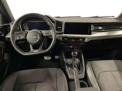 Photo 7 Audi A1 30 TFSI 116 ch S tronic 7 S line Plus