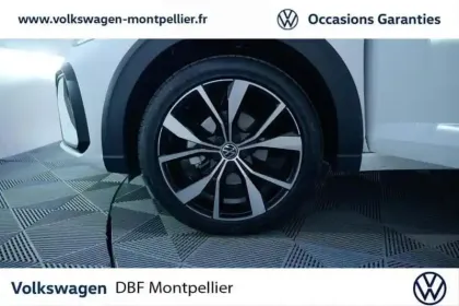 Photo 6 Volkswagen Taigo 1.0 TSI 110 DSG7 R-Line