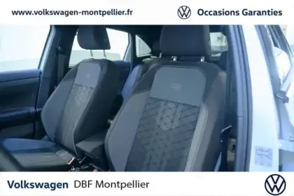 Photo 7 Volkswagen Taigo 1.0 TSI 110 DSG7 R-Line