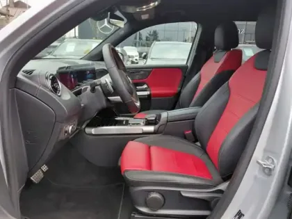 Photo 13 Mercedes GLB  220 d 4MATIC AMG Line