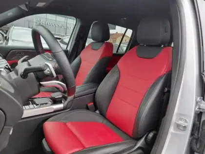 Photo 15 Mercedes GLB  220 d 4MATIC AMG Line