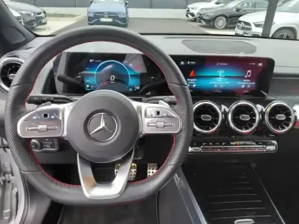 Photo 11 Mercedes GLB  220 d 4MATIC AMG Line