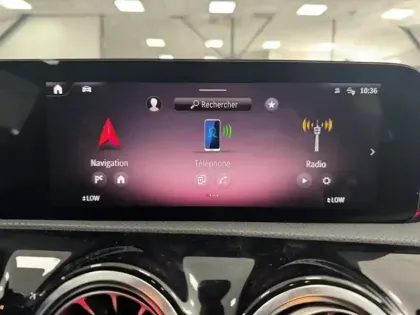 Photo 19 Mercedes Classe A 200 d AMG Line