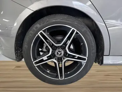 Photo 28 Mercedes Classe A Gén. IV (W177) Ph2 AMG Line 5