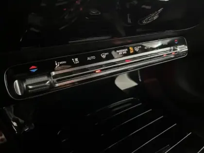 Photo 36 Mercedes Classe A Gén. IV (W177) Ph2 AMG Line 5