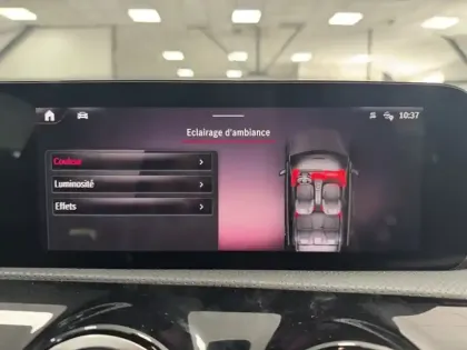 Photo 15 Mercedes Classe A 200 d AMG Line