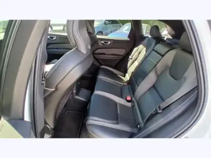 Photo 18 Volvo Xc60 Gén. II Ph2 R-Design 5