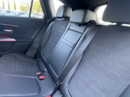 Photo 12 Mercedes Classe GLC GLC 220 d 4MATIC AMG Line