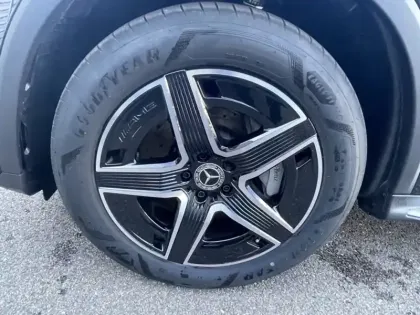 Photo 10 Mercedes Classe GLC GLC 220 d 4MATIC AMG Line