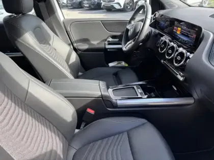 Photo 16 Mercedes Classe B Gén. III (W247) Ph2 Progressive Line 5