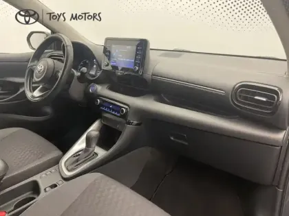 Photo 19 Toyota Yaris Hybride 116h Dynamic