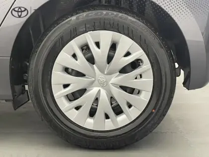 Photo 13 Toyota Yaris Hybride 116h Dynamic