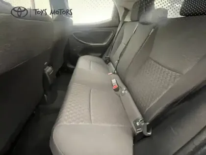 Photo 10 Toyota Yaris Hybride 116h Dynamic