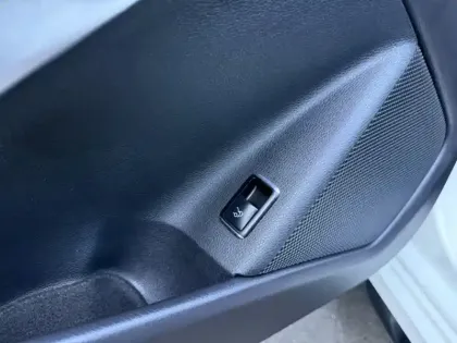 Photo 18 Mercedes CLA Coupé 200 d WhiteArt Edition