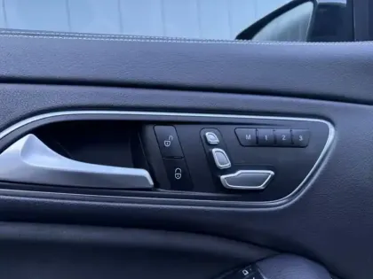 Photo 16 Mercedes CLA Coupé 200 d WhiteArt Edition