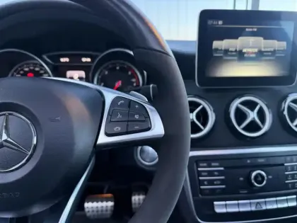 Photo 23 Mercedes CLA Coupé 200 d WhiteArt Edition