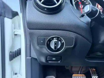 Photo 20 Mercedes CLA Coupé 200 d WhiteArt Edition