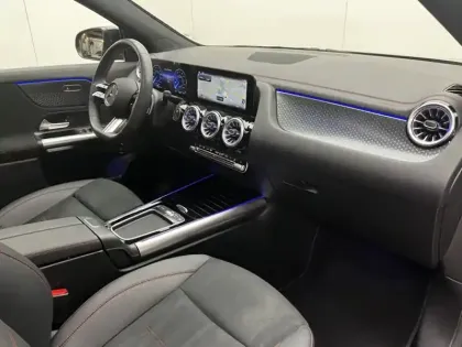 Photo 16 Mercedes EQA 250+ AMG Line