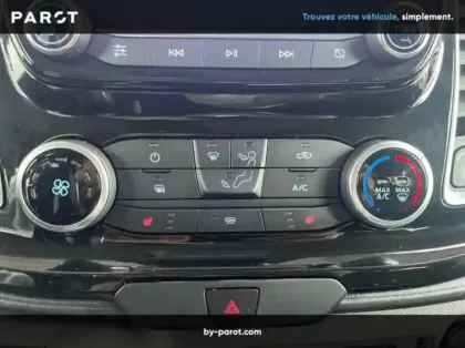 Photo 19 Ford Custom Gén. II Ph1 Limited 1