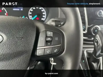 Photo 7 Ford Custom Gén. II Ph1 Limited 1