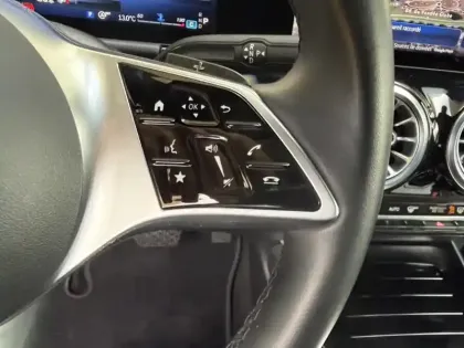 Photo 9 Mercedes GLA 180 d Business Line